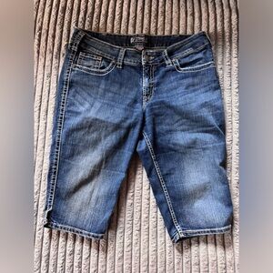 Silver Jeans McKenzie Crop Blue Stretch Denim Flap Pockets